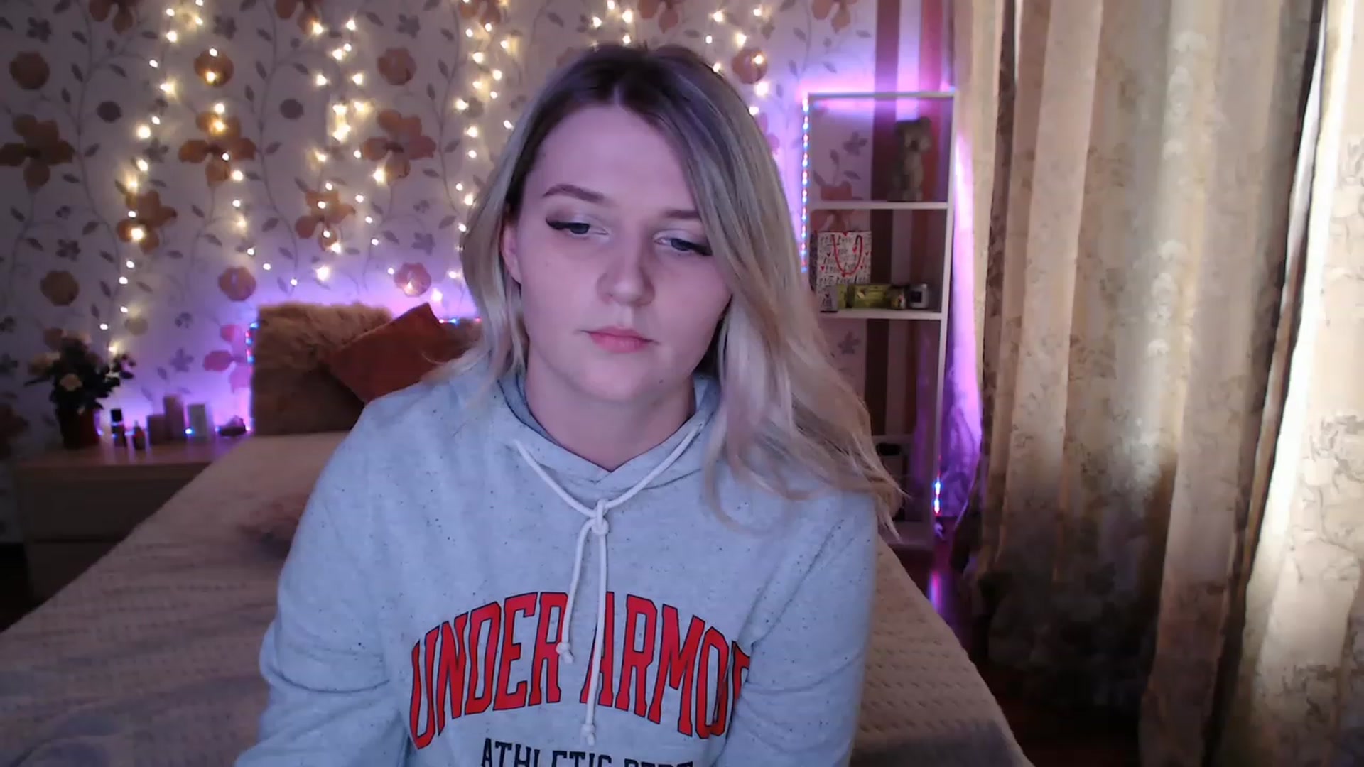 Gallery image thumbnail from Nice_Ass007's myfreecams stream on, 05/17/2023, 04:47 image 14 of 20