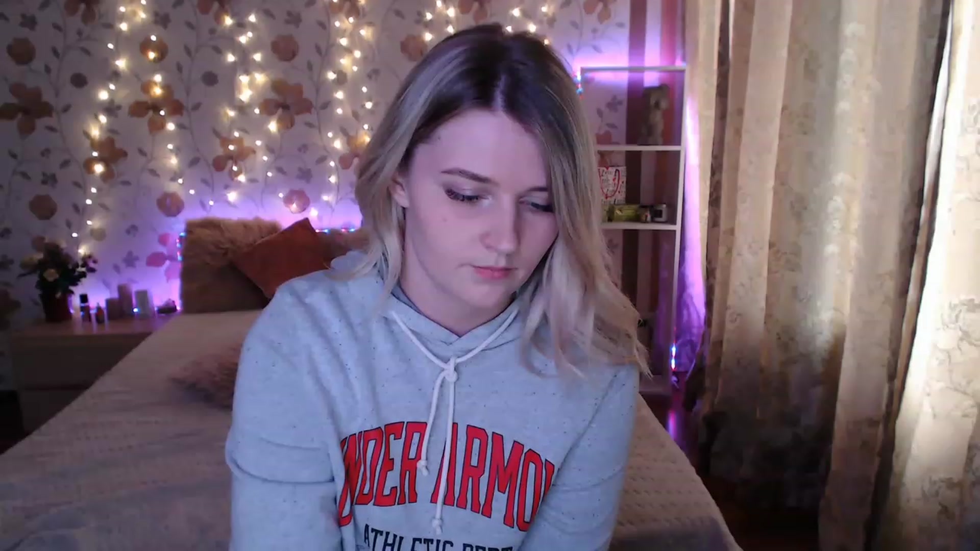 Gallery image thumbnail from Nice_Ass007's myfreecams stream on, 05/17/2023, 04:47 image 15 of 20