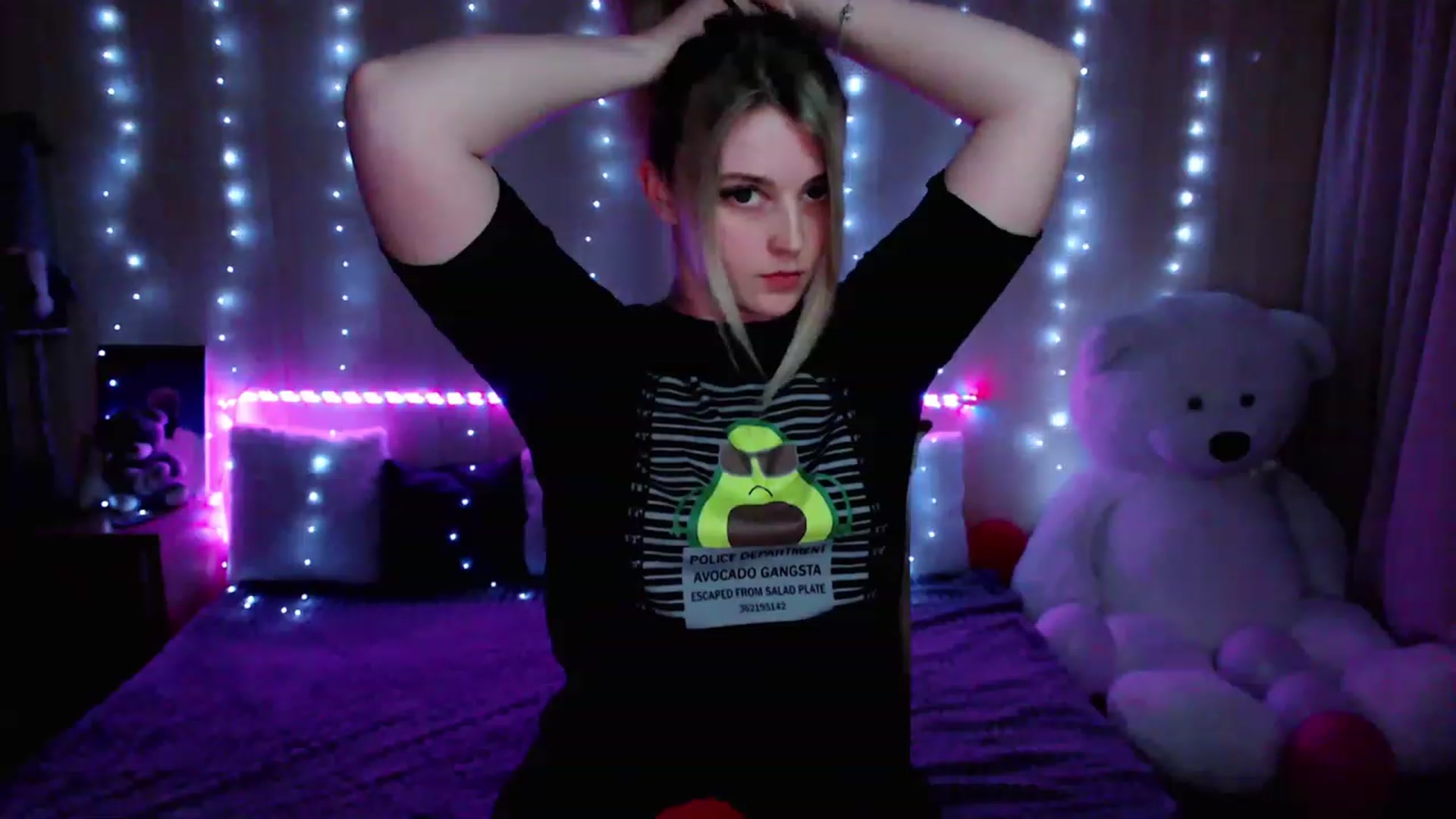Gallery image thumbnail from Nice_Ass007's myfreecams stream on, 05/17/2023, 21:52 image 11 of 20
