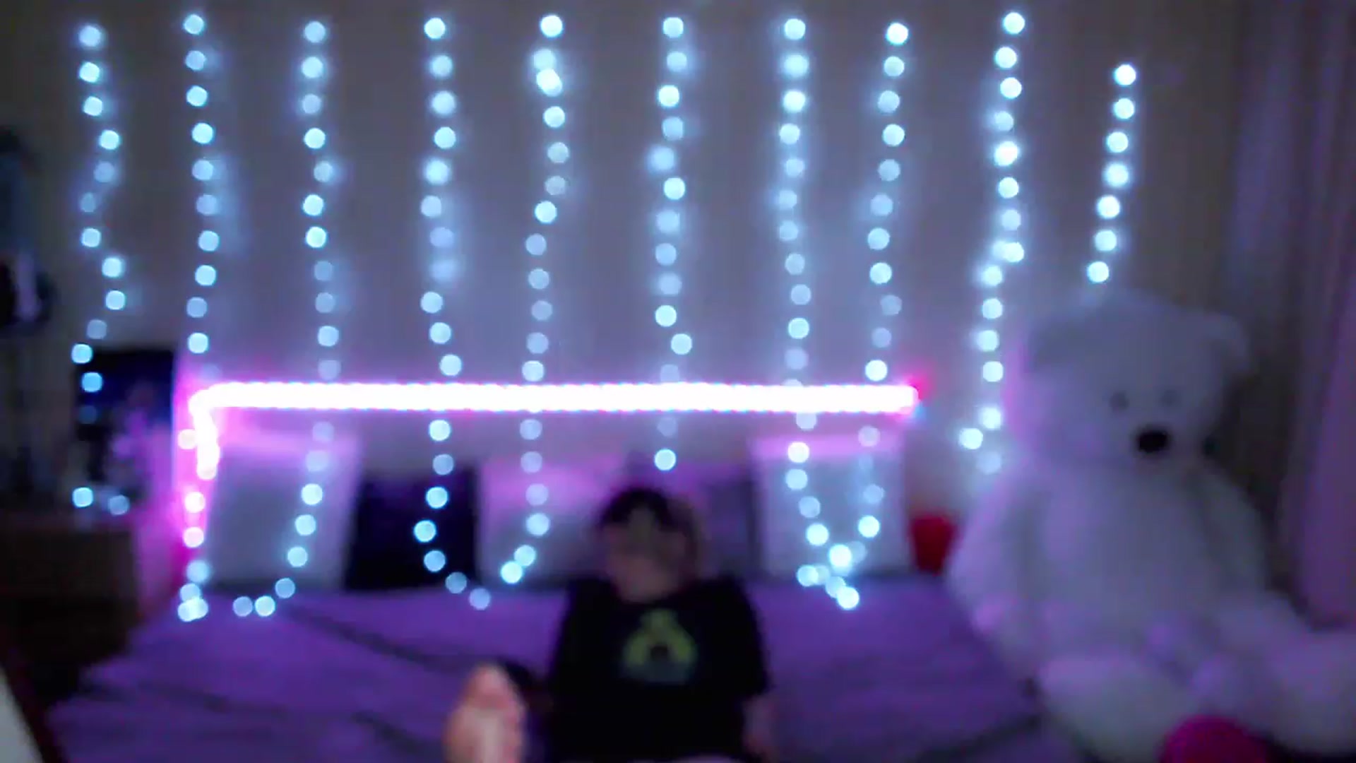 Gallery image thumbnail from Nice_Ass007's myfreecams stream on, 05/17/2023, 23:58 image 9 of 20