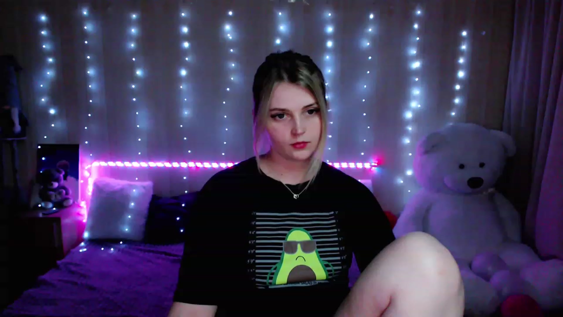 Gallery image thumbnail from Nice_Ass007's myfreecams stream on, 05/17/2023, 23:58 image 3 of 20