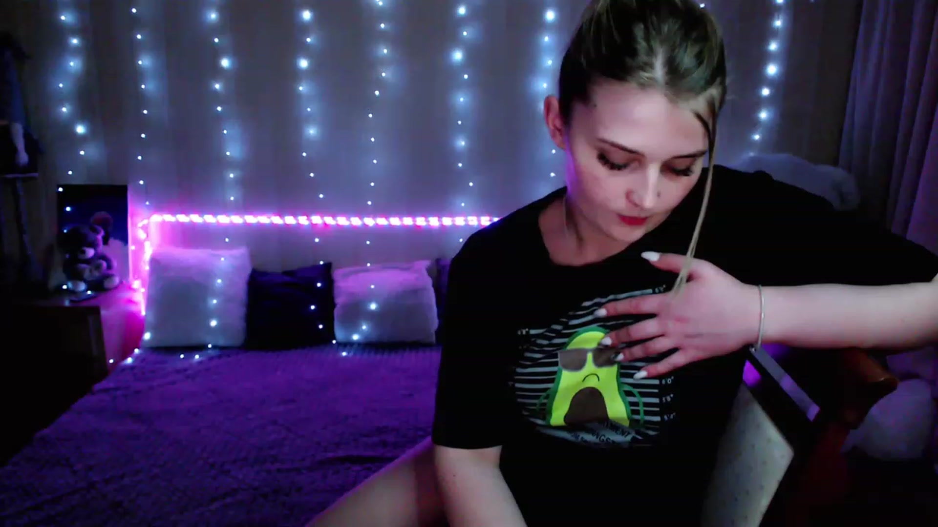 Gallery image thumbnail from Nice_Ass007's myfreecams stream on, 05/18/2023, 01:47 image 8 of 20