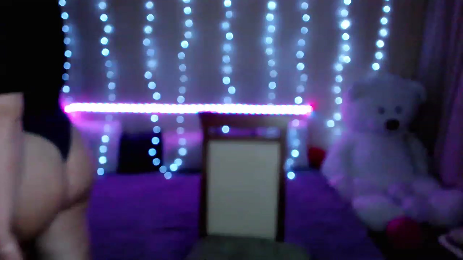 Gallery image thumbnail from Nice_Ass007's myfreecams stream on, 05/18/2023, 01:47 image 17 of 20