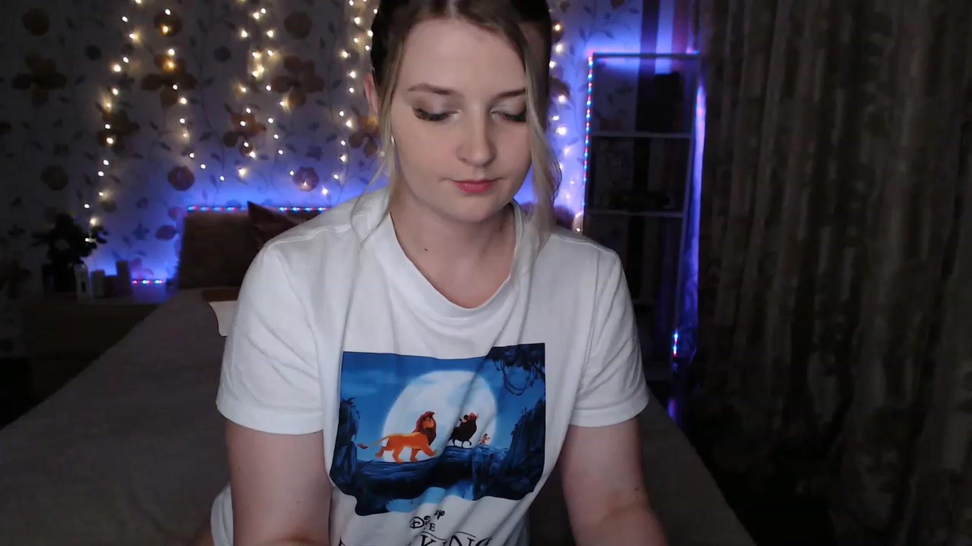 Gallery image thumbnail from Nice_Ass007's myfreecams stream on, 05/19/2023, 21:42 image 7 of 20
