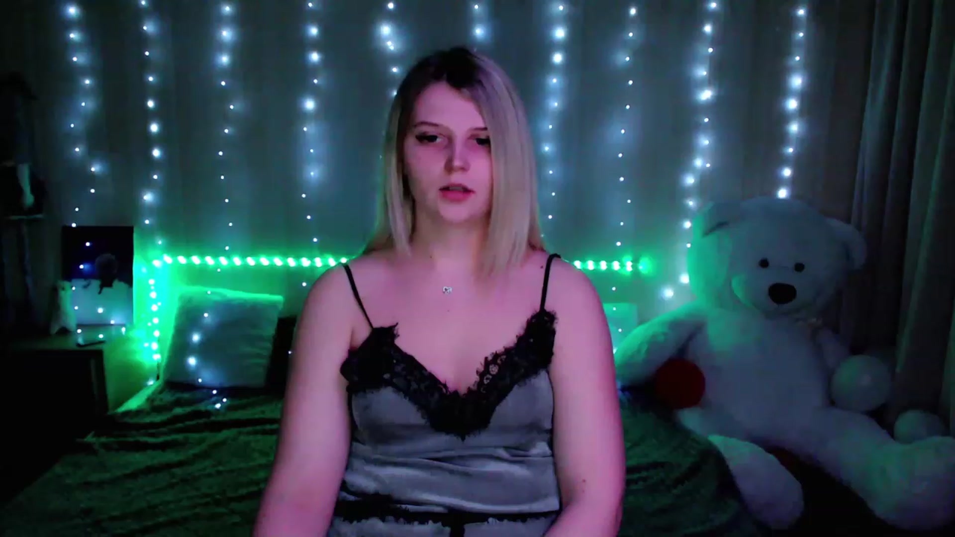 Gallery image thumbnail from Nice_Ass007's myfreecams stream on, 05/20/2023, 22:09 image 20 of 20