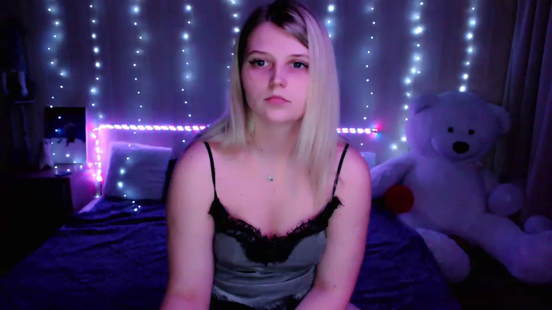 Gallery image thumbnail from Nice_Ass007's myfreecams stream on, 05/21/2023, 01:13 image 15 of 20