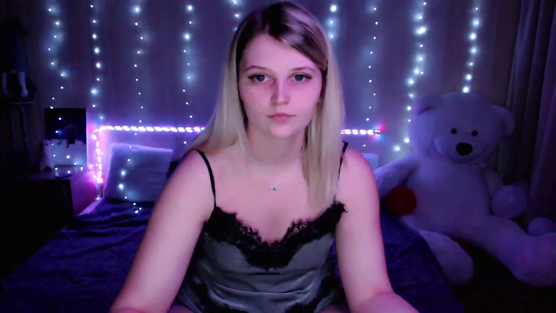 Gallery image thumbnail from Nice_Ass007's myfreecams stream on, 05/21/2023, 01:13 image 9 of 20