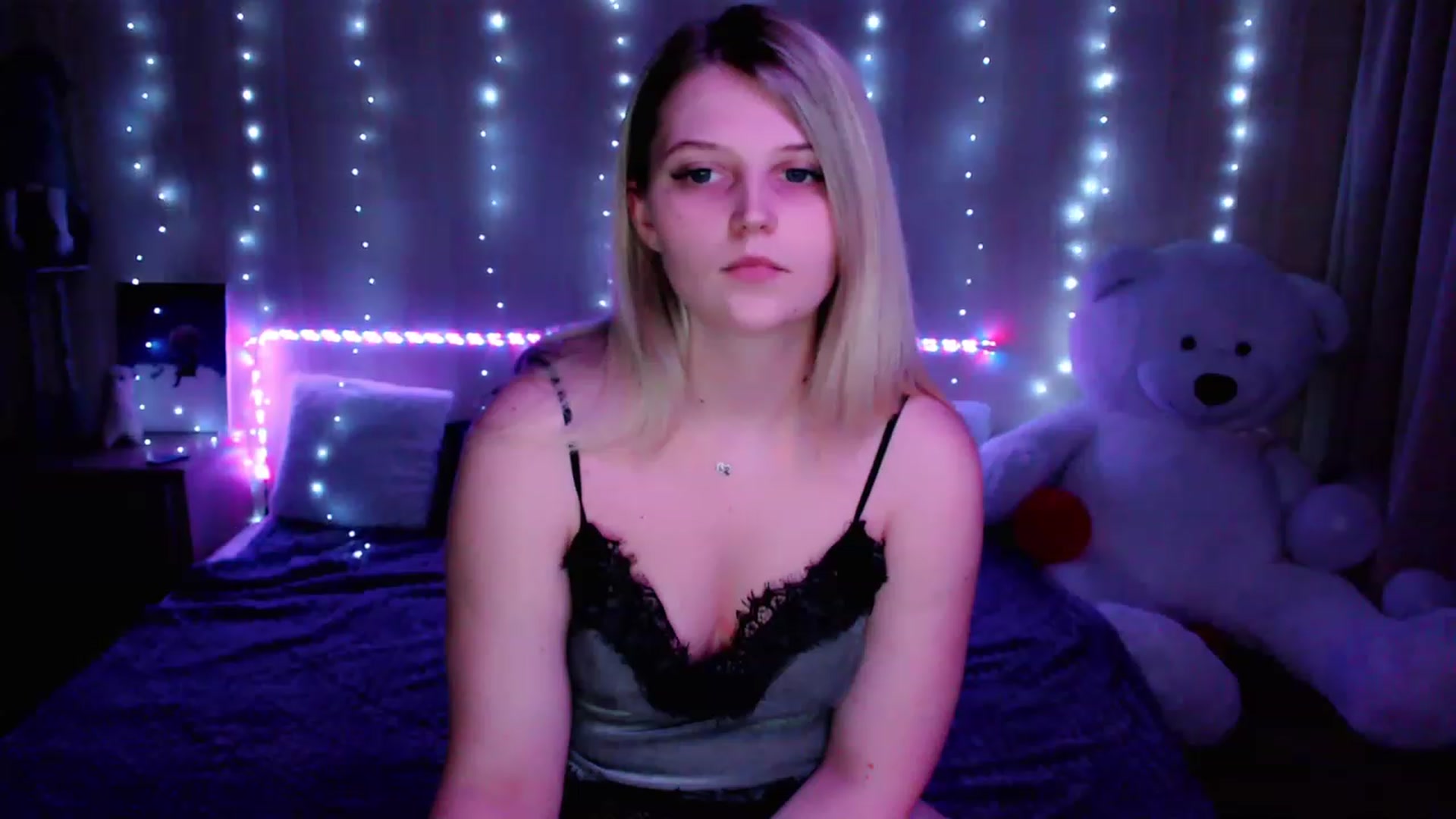 Gallery image thumbnail from Nice_Ass007's myfreecams stream on, 05/21/2023, 01:13 image 18 of 20