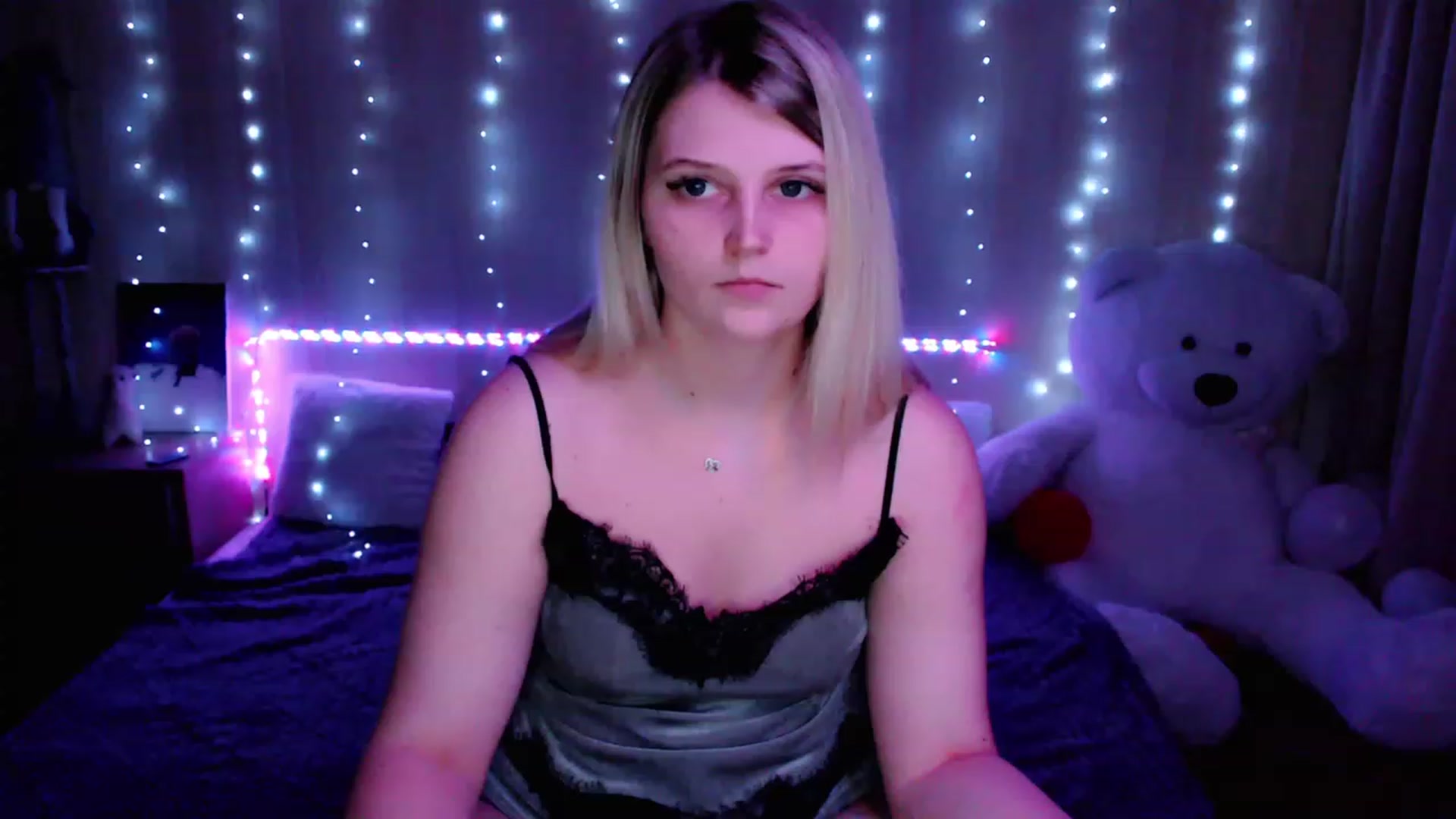 Gallery image thumbnail from Nice_Ass007's myfreecams stream on, 05/21/2023, 01:13 image 12 of 20