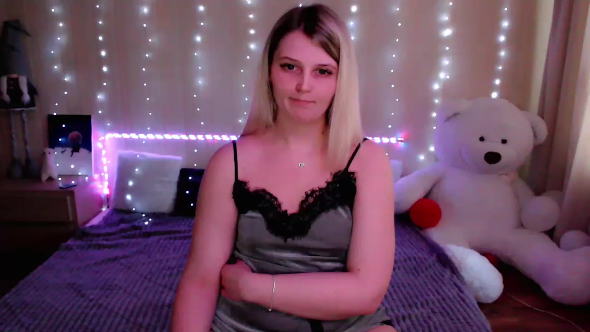 Gallery image thumbnail from Nice_Ass007's myfreecams stream on, 05/21/2023, 04:30 image 13 of 20