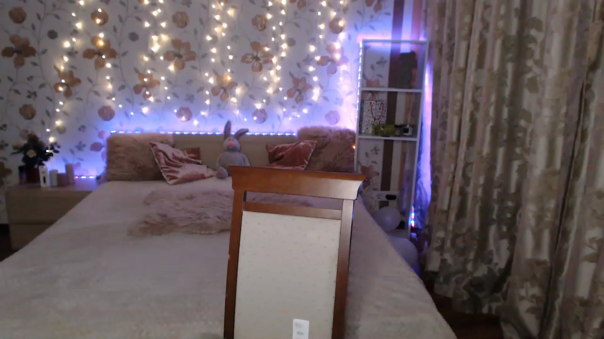 Gallery image thumbnail from Nice_Ass007's myfreecams stream on, 05/22/2023, 21:42 image 6 of 20
