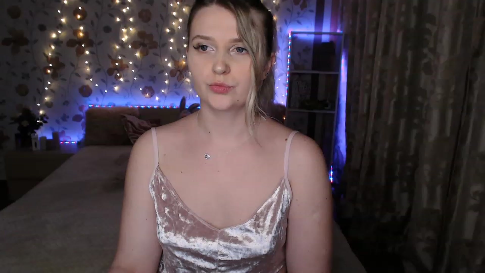Gallery image thumbnail from Nice_Ass007's myfreecams stream on, 05/22/2023, 21:58 image 3 of 20