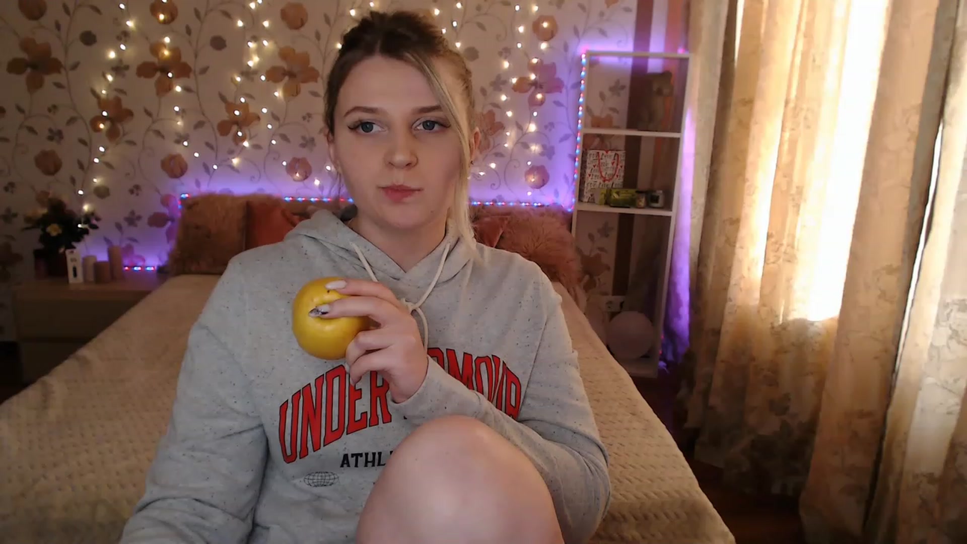 Gallery image thumbnail from Nice_Ass007's myfreecams stream on, 05/23/2023, 04:30 image 15 of 20