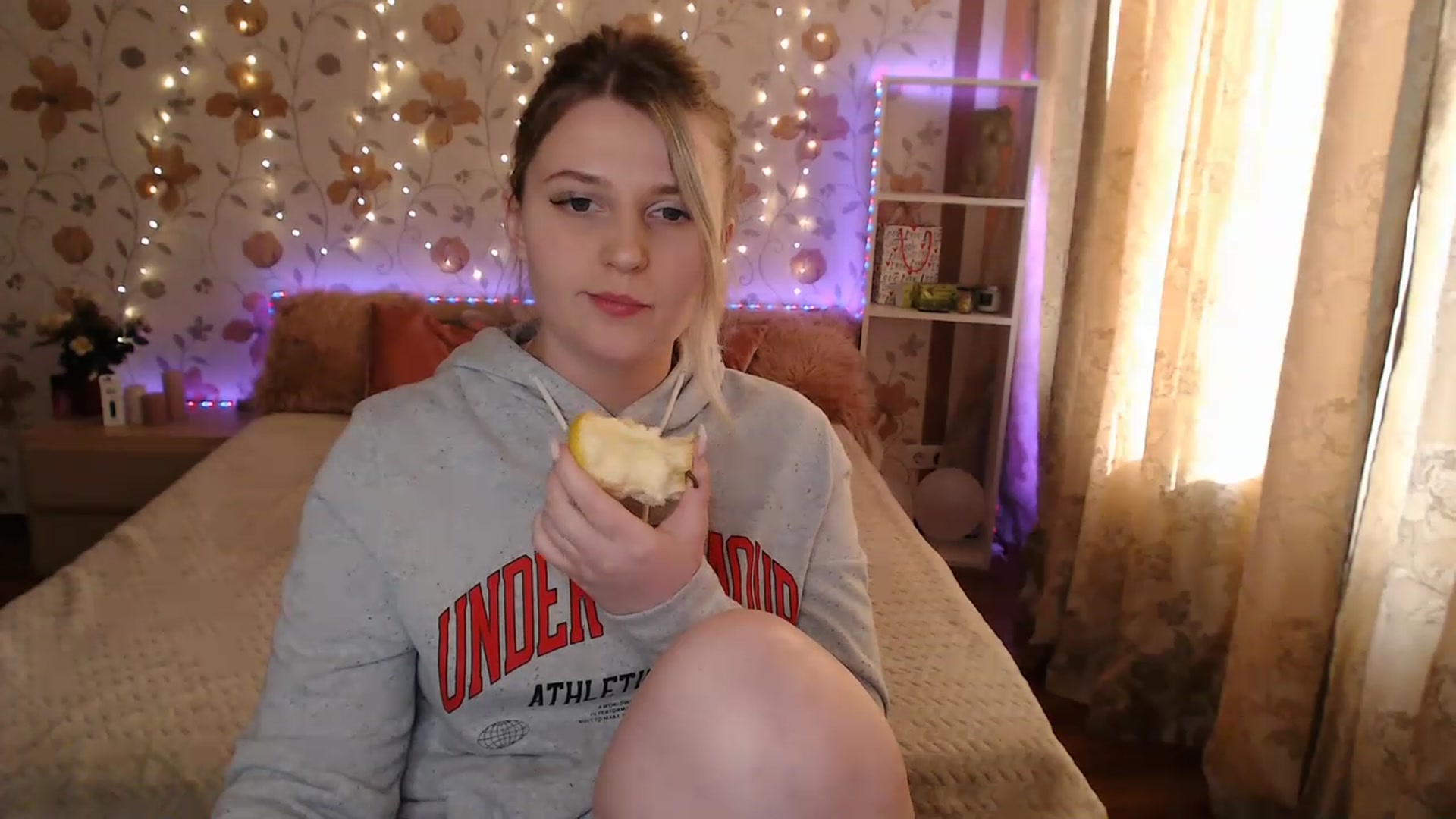 Gallery image thumbnail from Nice_Ass007's myfreecams stream on, 05/23/2023, 04:30 image 17 of 20