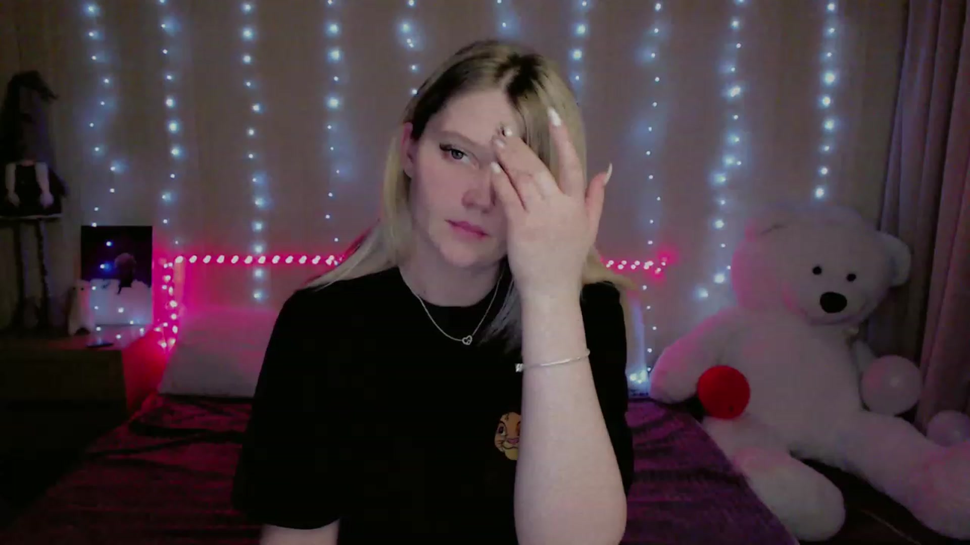 Gallery image thumbnail from Nice_Ass007's myfreecams stream on, 05/24/2023, 01:24 image 1 of 20