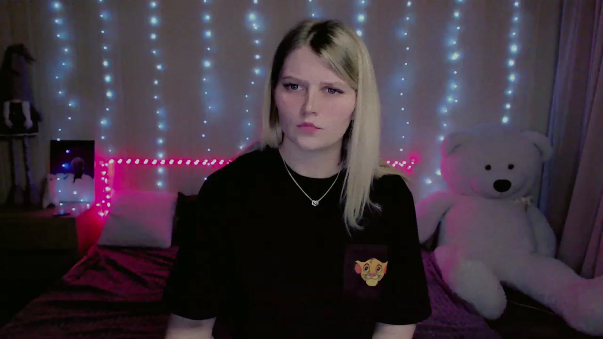 Gallery image thumbnail from Nice_Ass007's myfreecams stream on, 05/24/2023, 02:32 image 10 of 20