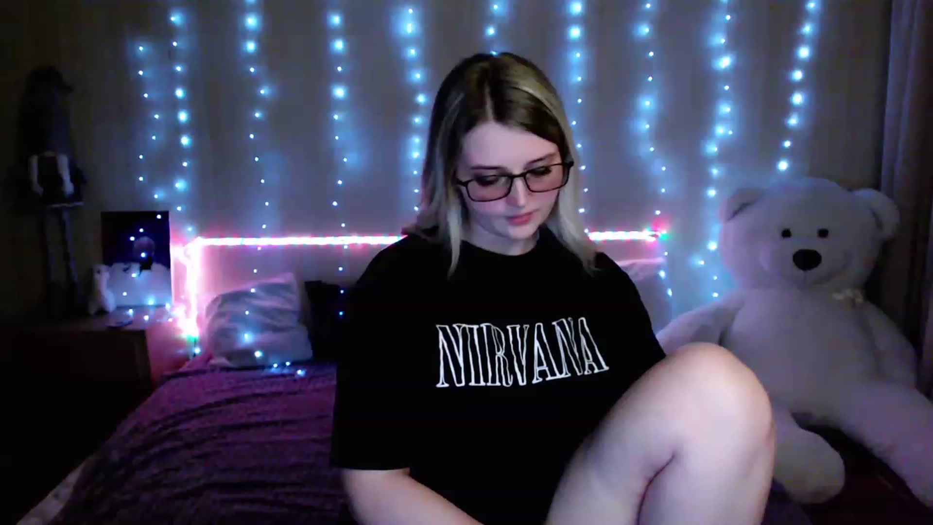 Gallery image thumbnail from Nice_Ass007's myfreecams stream on, 05/30/2023, 21:06 image 17 of 20