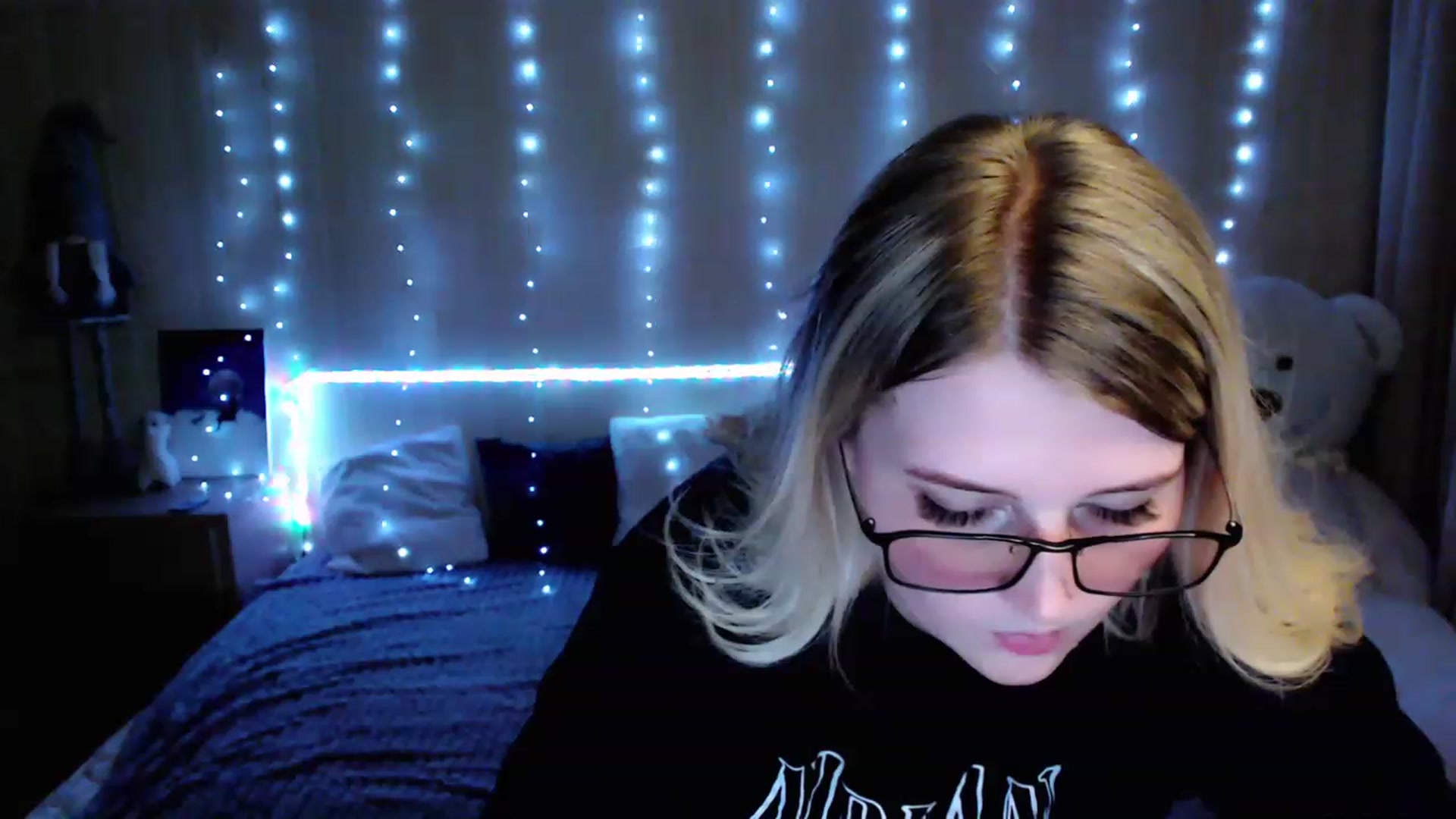 Gallery image thumbnail from Nice_Ass007's myfreecams stream on, 05/30/2023, 21:06 image 13 of 20