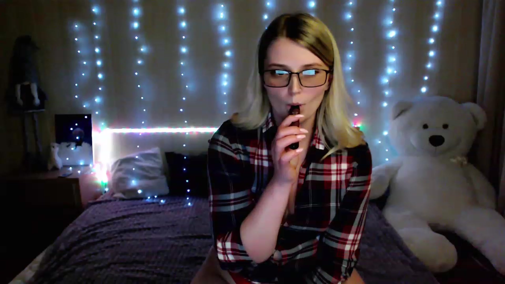 Gallery image thumbnail from Nice_Ass007's myfreecams stream on, 05/30/2023, 23:09 image 6 of 20