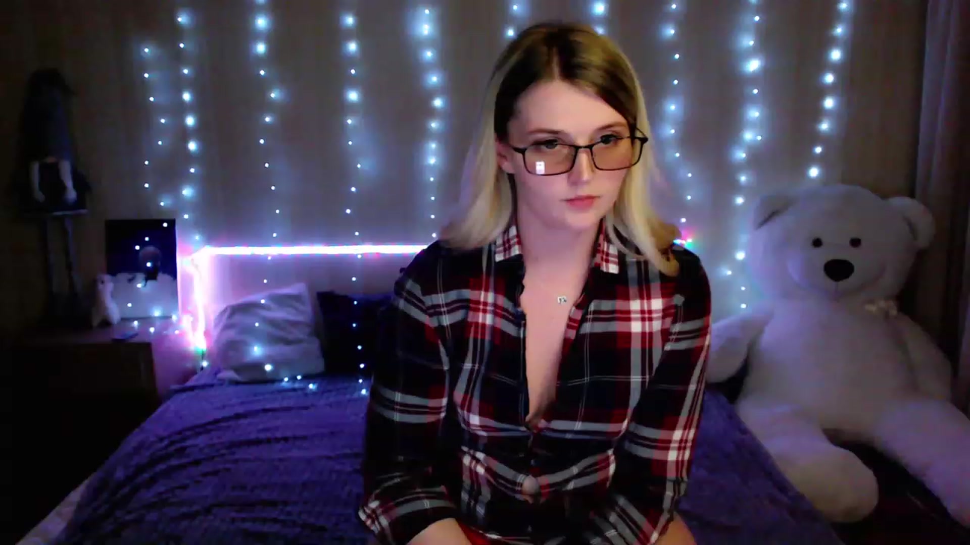 Gallery image thumbnail from Nice_Ass007's myfreecams stream on, 05/30/2023, 23:09 image 5 of 20