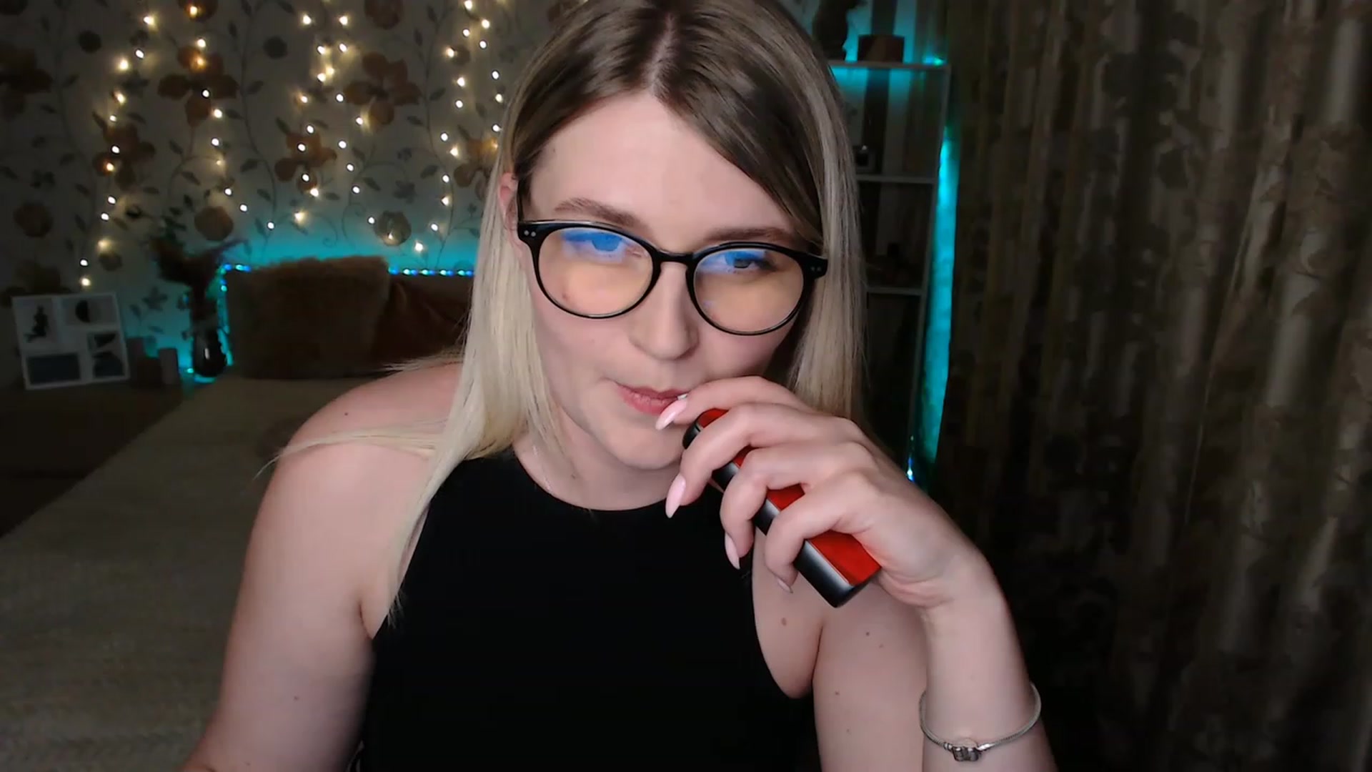 Gallery image thumbnail from Nice_Ass007's myfreecams stream on, 05/31/2023, 21:58 image 3 of 20