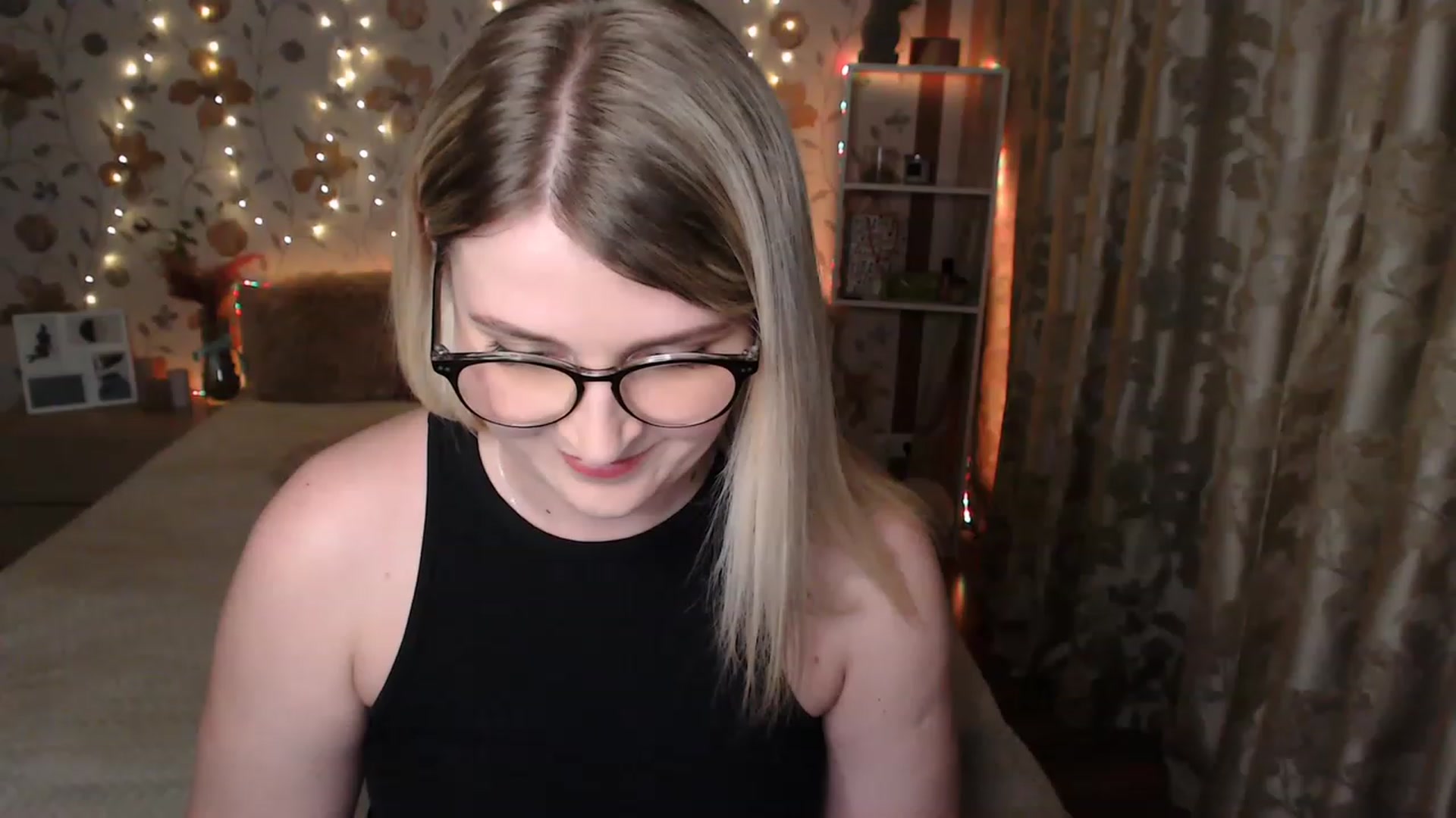 Gallery image thumbnail from Nice_Ass007's myfreecams stream on, 05/31/2023, 21:58 image 4 of 20