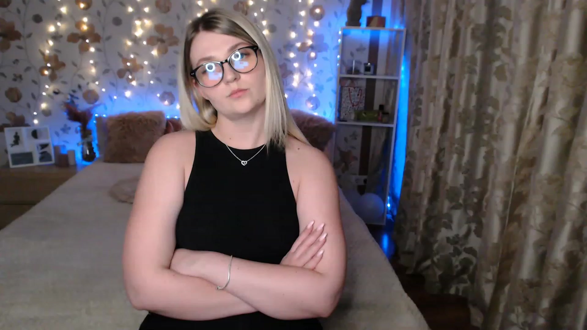 Gallery image thumbnail from Nice_Ass007's myfreecams stream on, 05/31/2023, 21:58 image 19 of 20