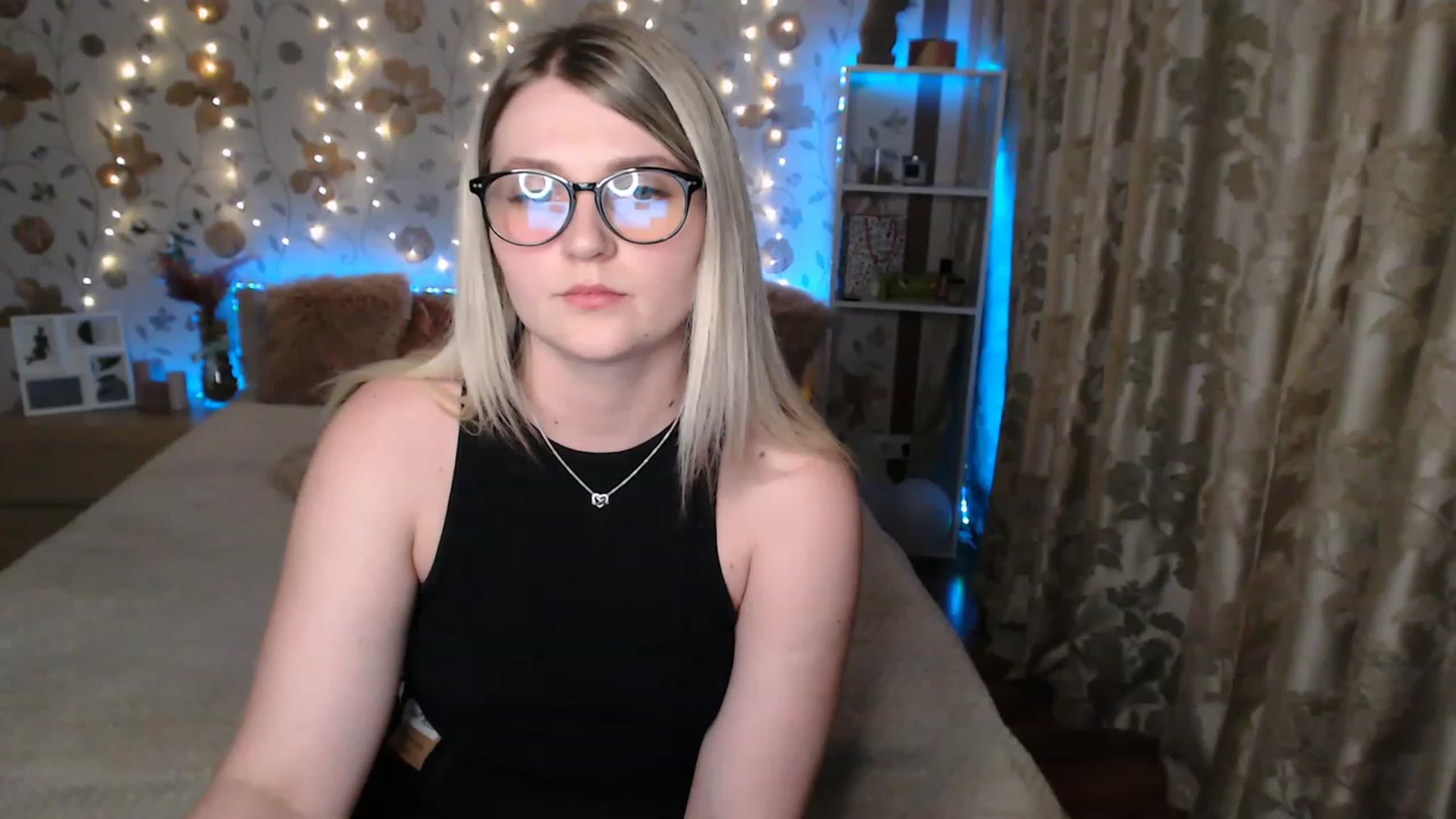 Gallery image thumbnail from Nice_Ass007's myfreecams stream on, 05/31/2023, 21:58 image 16 of 20