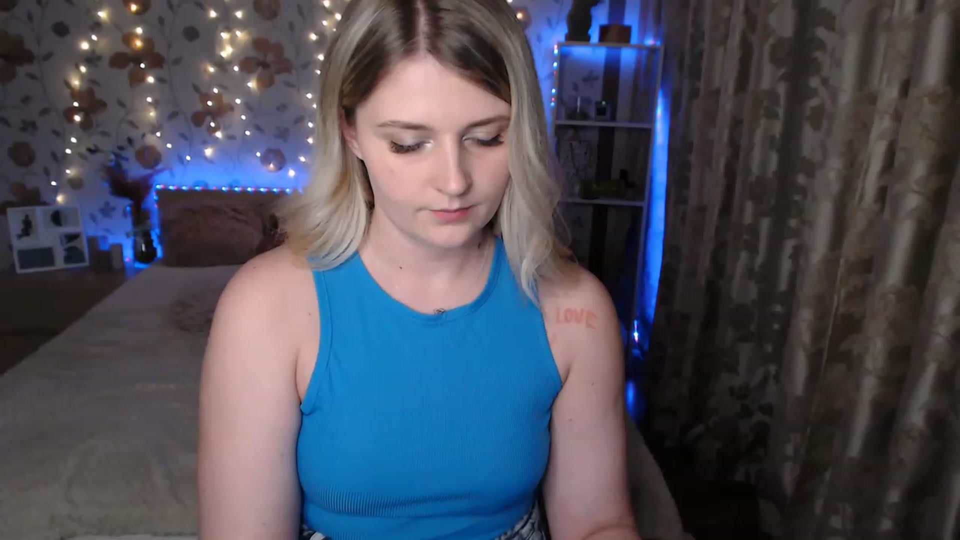 Gallery image thumbnail from Nice_Ass007's myfreecams stream on, 06/02/2023, 21:08 image 9 of 20