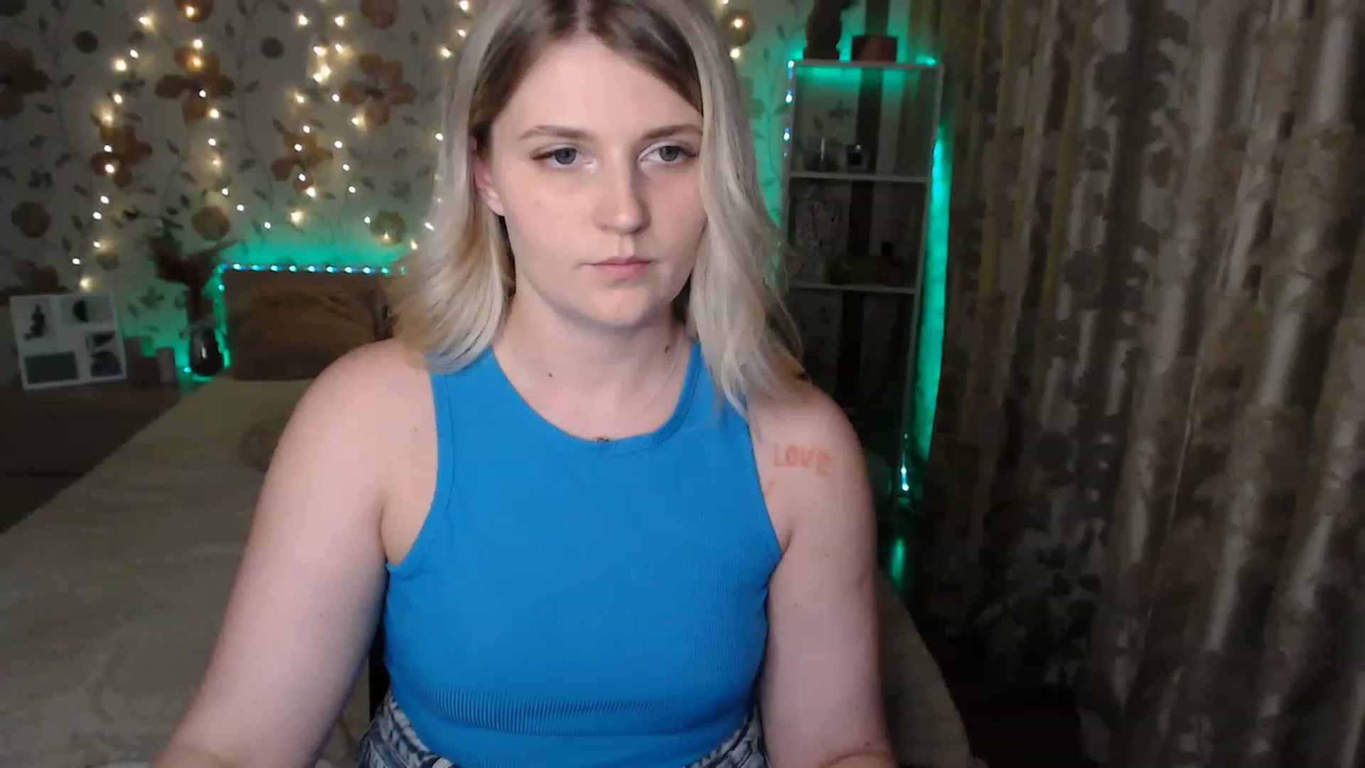 Gallery image thumbnail from Nice_Ass007's myfreecams stream on, 06/02/2023, 21:08 image 10 of 20