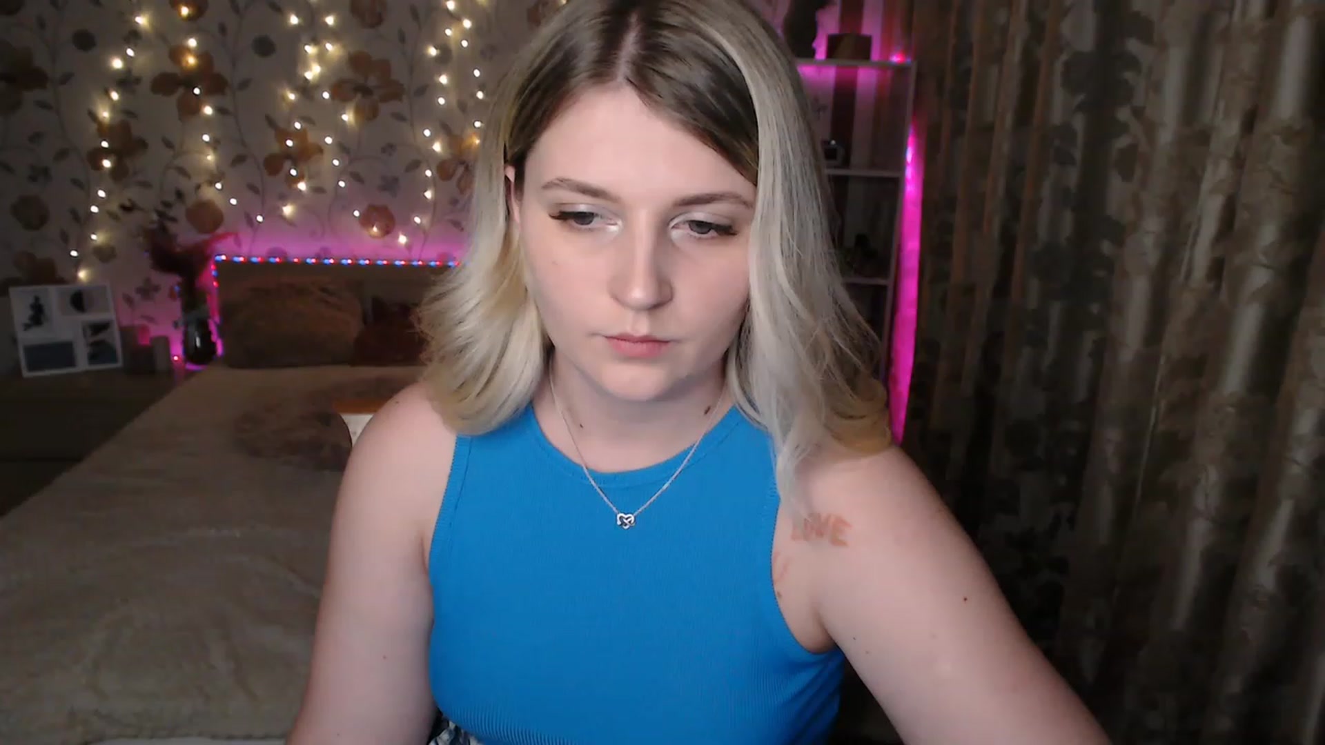 Gallery image thumbnail from Nice_Ass007's myfreecams stream on, 06/02/2023, 21:08 image 19 of 20
