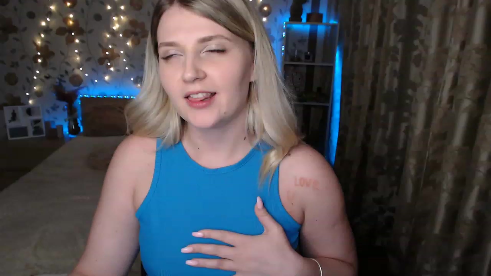Gallery image thumbnail from Nice_Ass007's myfreecams stream on, 06/02/2023, 22:42 image 2 of 20