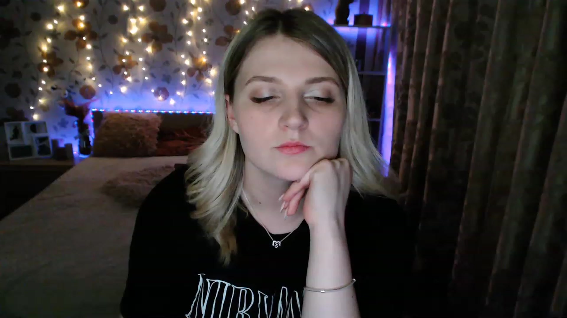 Gallery image thumbnail from Nice_Ass007's myfreecams stream on, 06/03/2023, 02:18 image 9 of 20