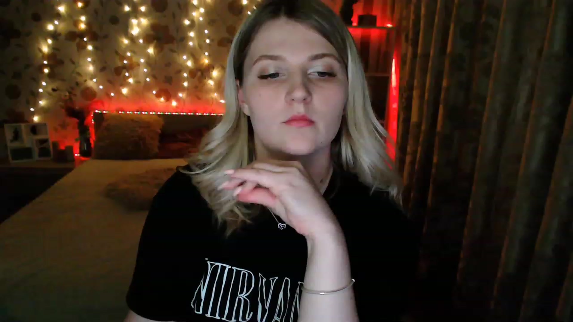 Gallery image thumbnail from Nice_Ass007's myfreecams stream on, 06/03/2023, 02:18 image 6 of 20