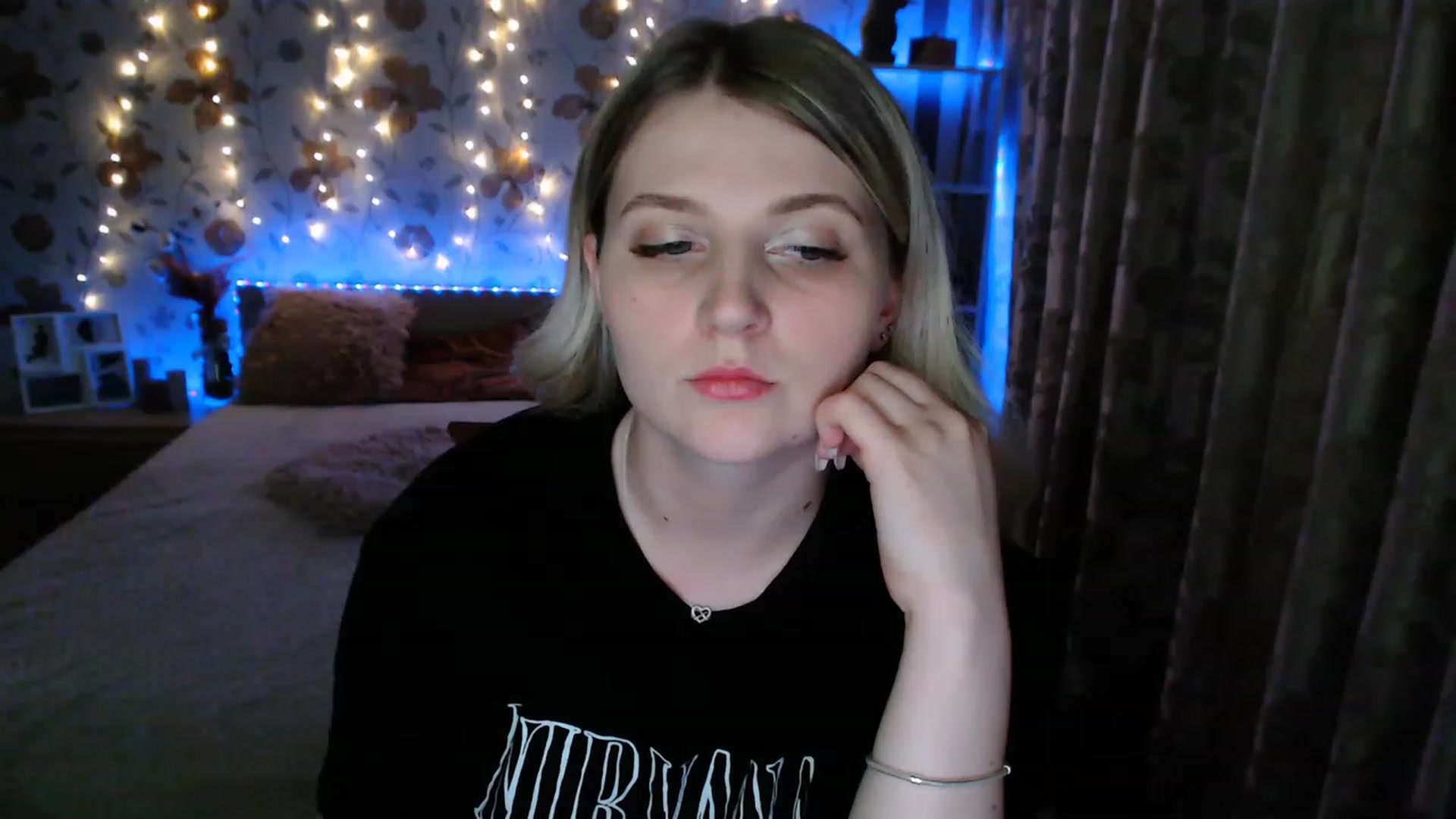 Gallery image thumbnail from Nice_Ass007's myfreecams stream on, 06/03/2023, 02:18 image 10 of 20