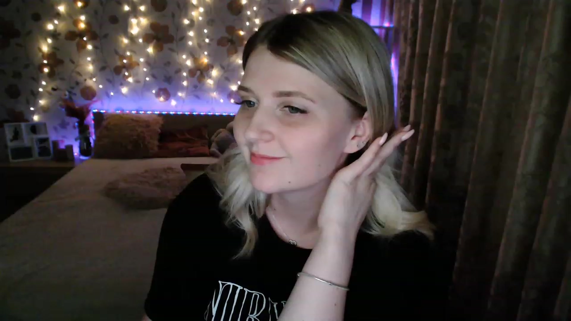 Gallery image thumbnail from Nice_Ass007's myfreecams stream on, 06/03/2023, 02:48 image 14 of 20