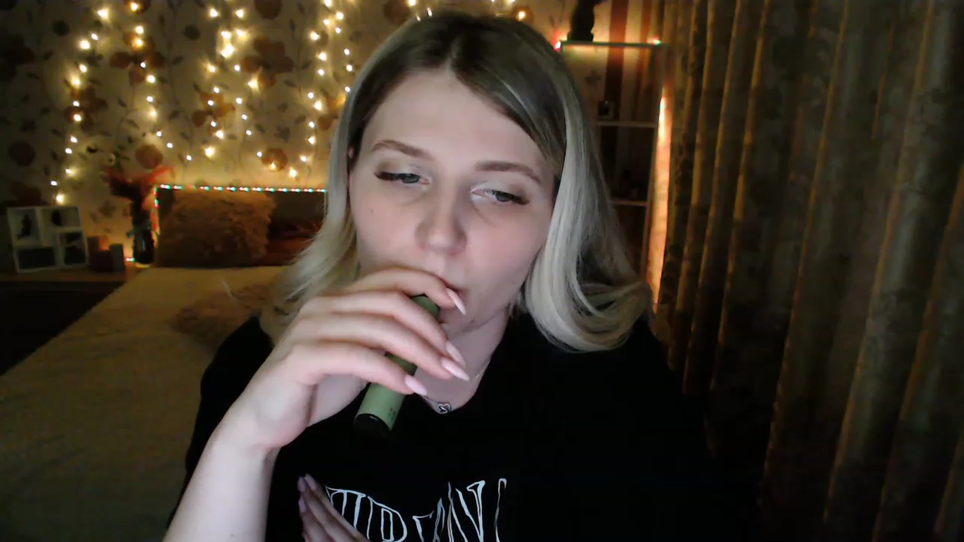 Gallery image thumbnail from Nice_Ass007's myfreecams stream on, 06/03/2023, 02:48 image 20 of 20