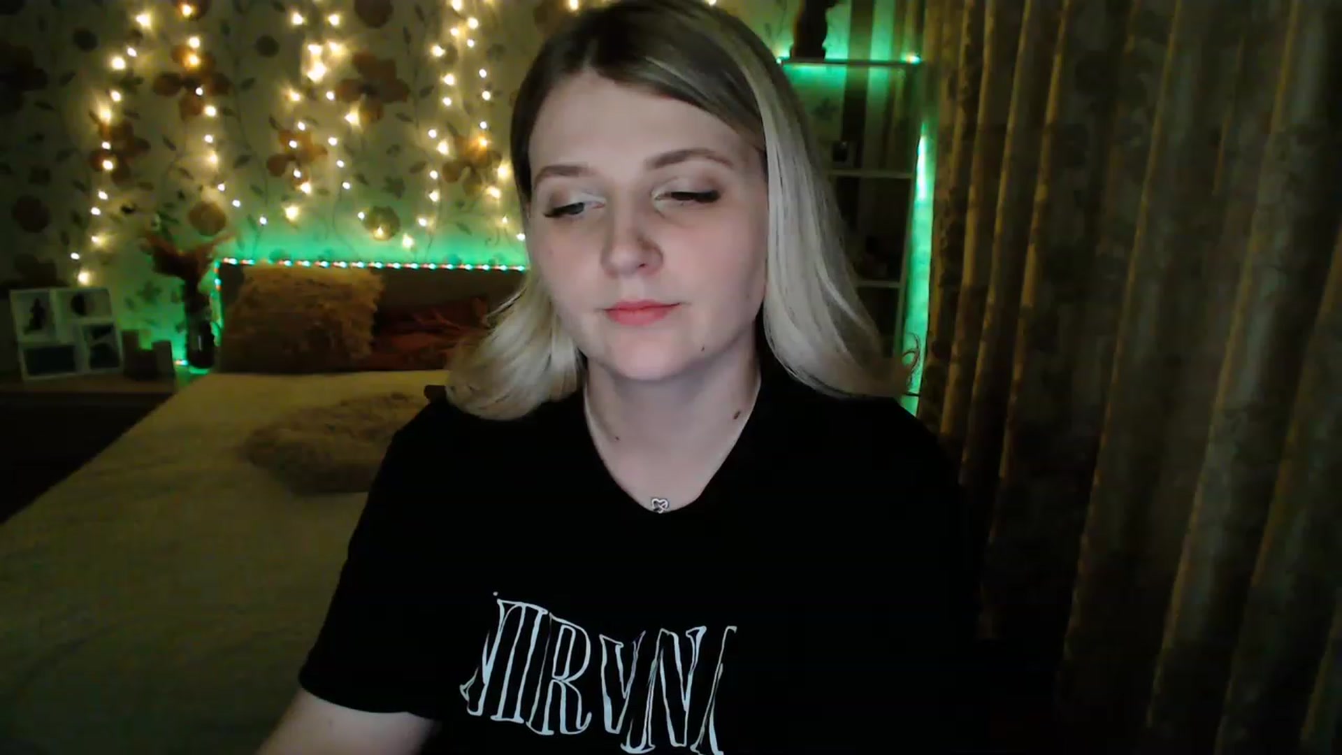 Gallery image thumbnail from Nice_Ass007's myfreecams stream on, 06/03/2023, 02:48 image 16 of 20