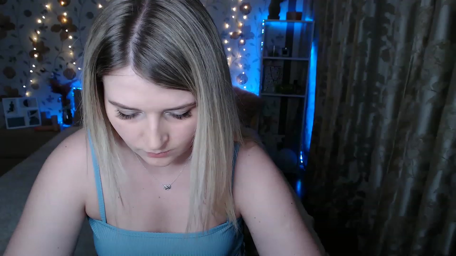 Gallery image thumbnail from Nice_Ass007's myfreecams stream on, 06/03/2023, 21:10 image 14 of 20