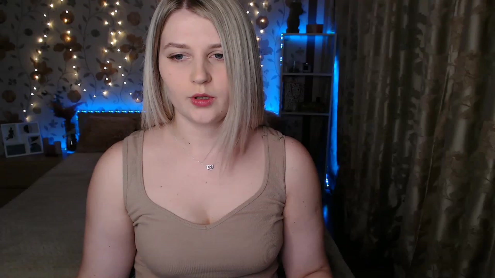 Gallery image thumbnail from Nice_Ass007's myfreecams stream on, 06/07/2023, 19:42 image 6 of 20