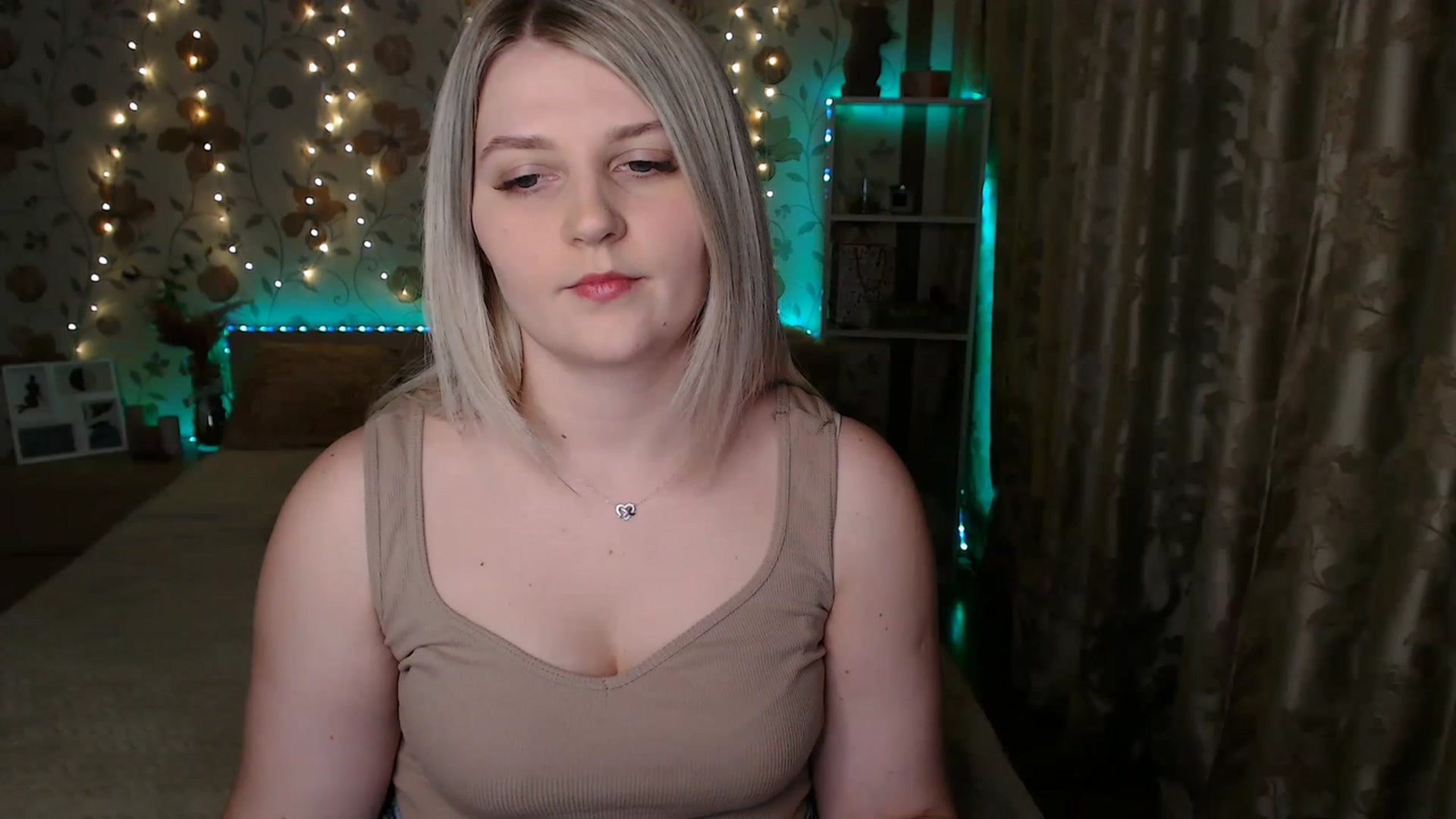 Gallery image thumbnail from Nice_Ass007's myfreecams stream on, 06/07/2023, 19:42 image 9 of 20