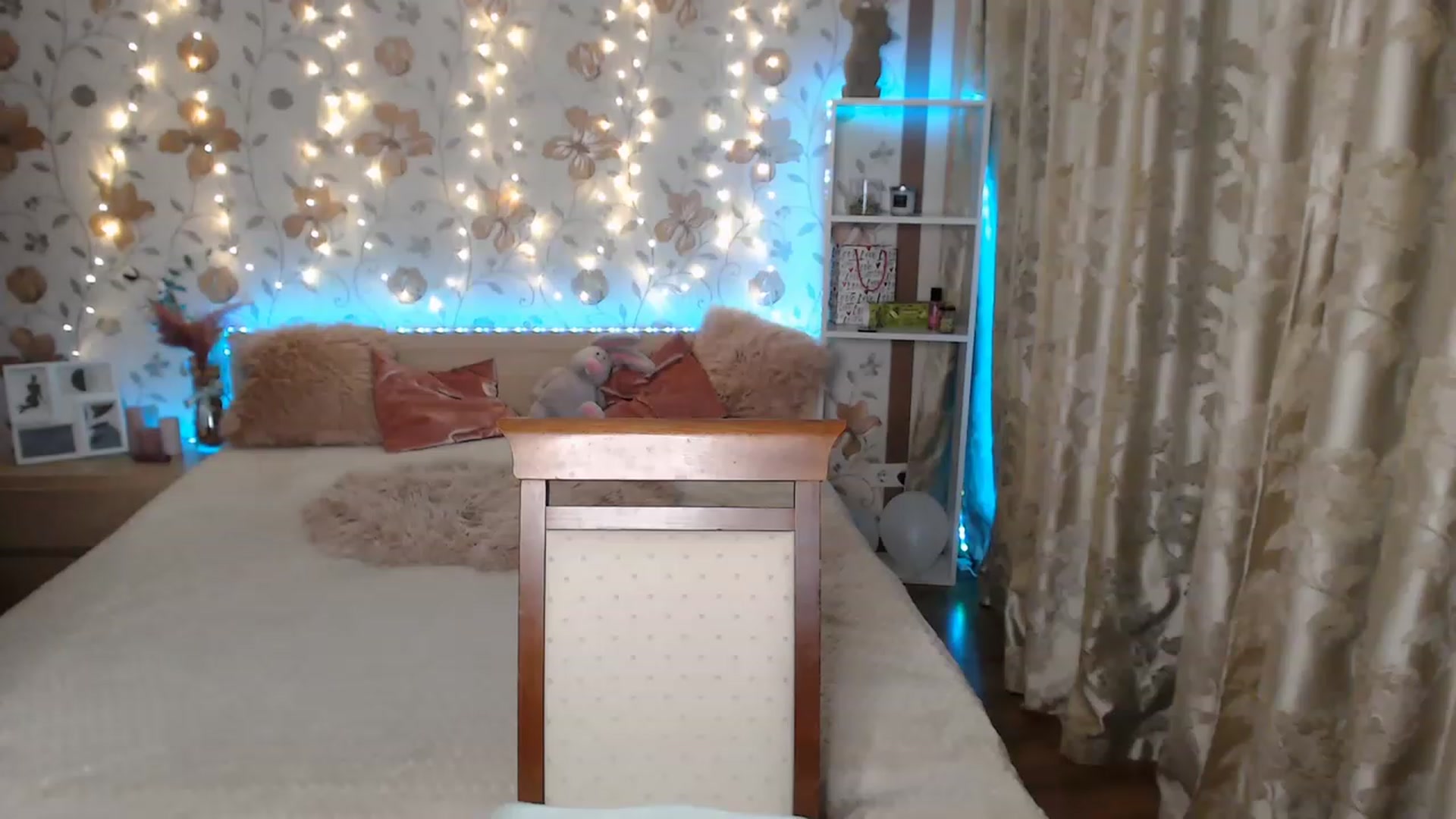 Gallery image thumbnail from Nice_Ass007's myfreecams stream on, 06/08/2023, 02:25 image 5 of 20