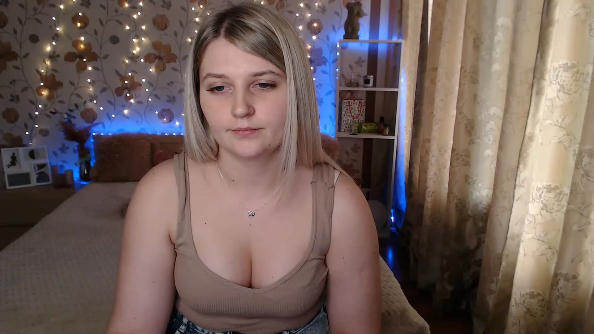 Gallery image thumbnail from Nice_Ass007's myfreecams stream on, 06/08/2023, 05:41 image 12 of 20