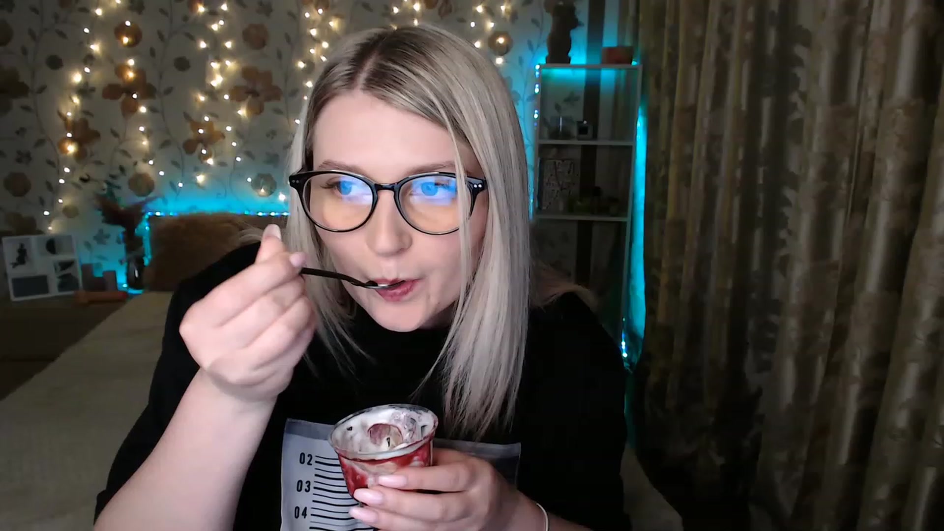 Gallery image thumbnail from Nice_Ass007's myfreecams stream on, 06/08/2023, 20:04 image 1 of 20