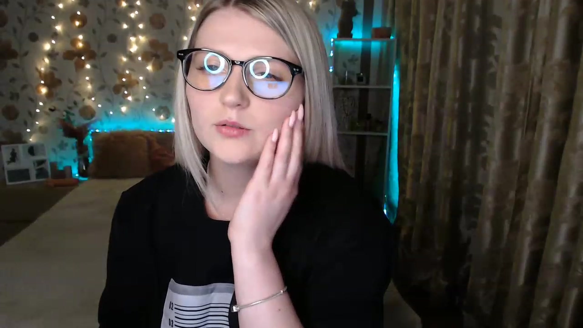 Gallery image thumbnail from Nice_Ass007's myfreecams stream on, 06/08/2023, 20:04 image 18 of 20