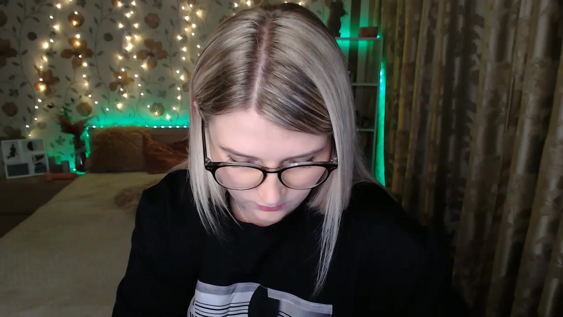Gallery image thumbnail from Nice_Ass007's myfreecams stream on, 06/08/2023, 20:52 image 2 of 20