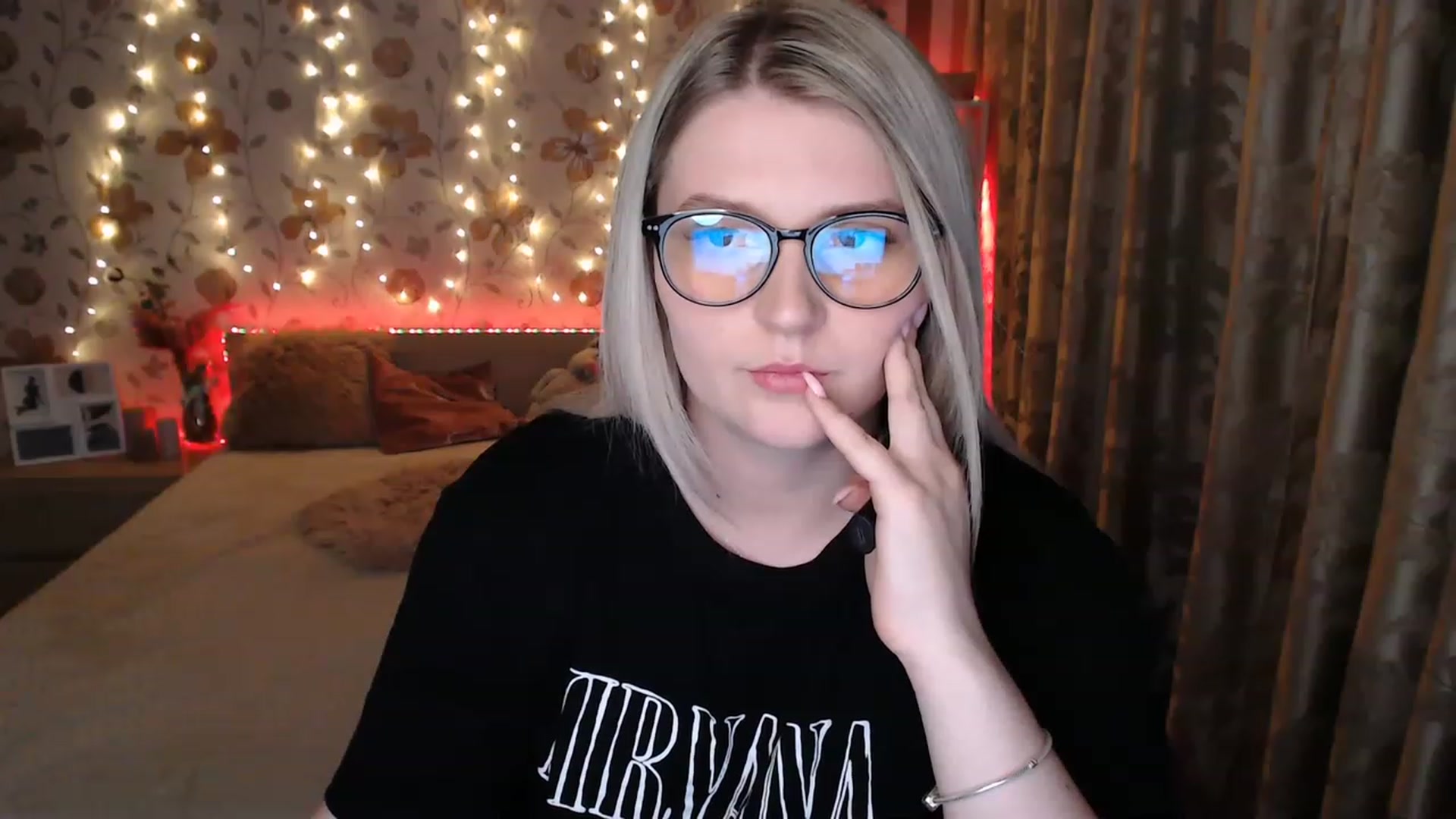 Gallery image thumbnail from Nice_Ass007's myfreecams stream on, 06/09/2023, 24:02 image 7 of 20