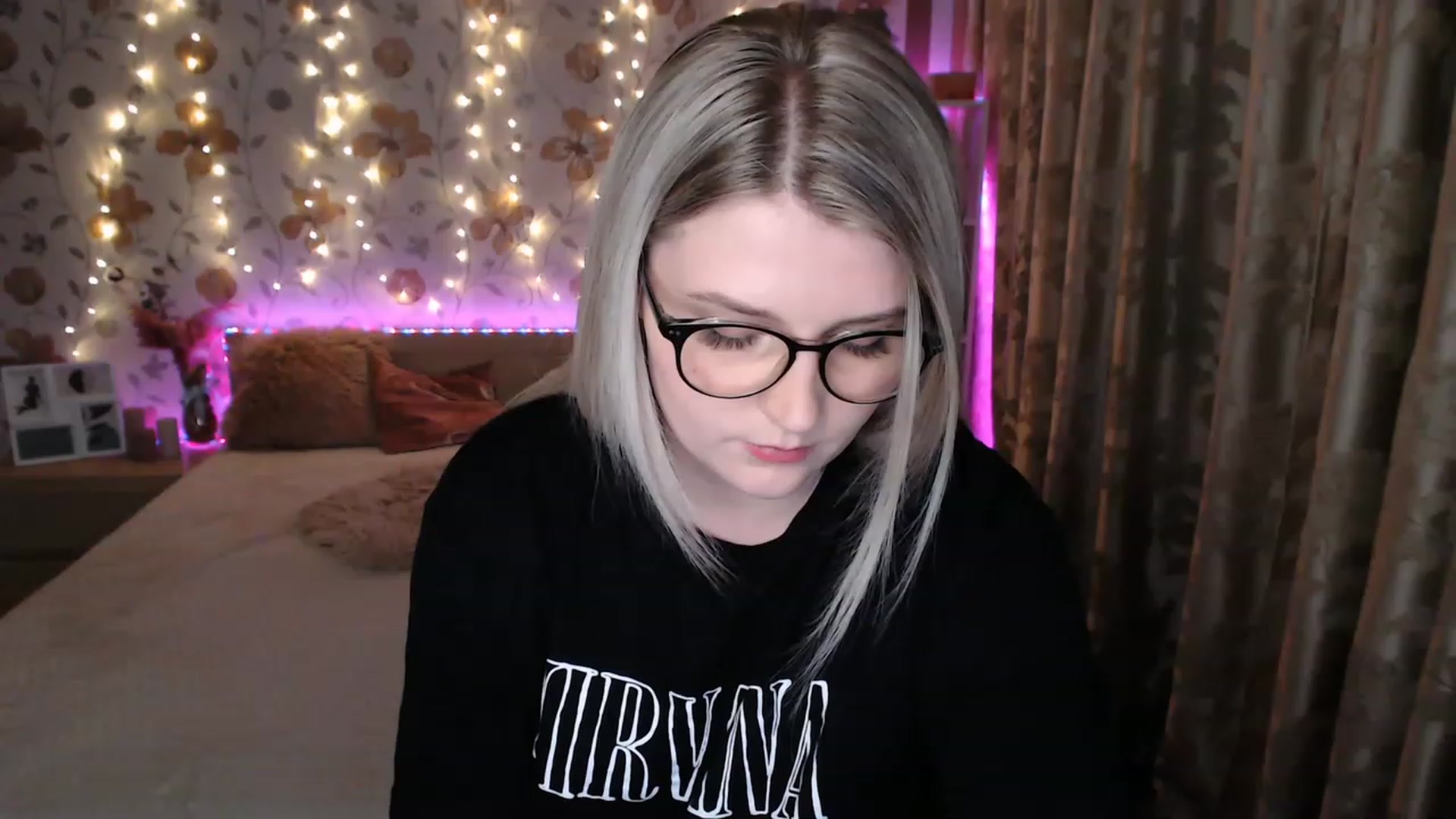Gallery image thumbnail from Nice_Ass007's myfreecams stream on, 06/09/2023, 24:02 image 1 of 20