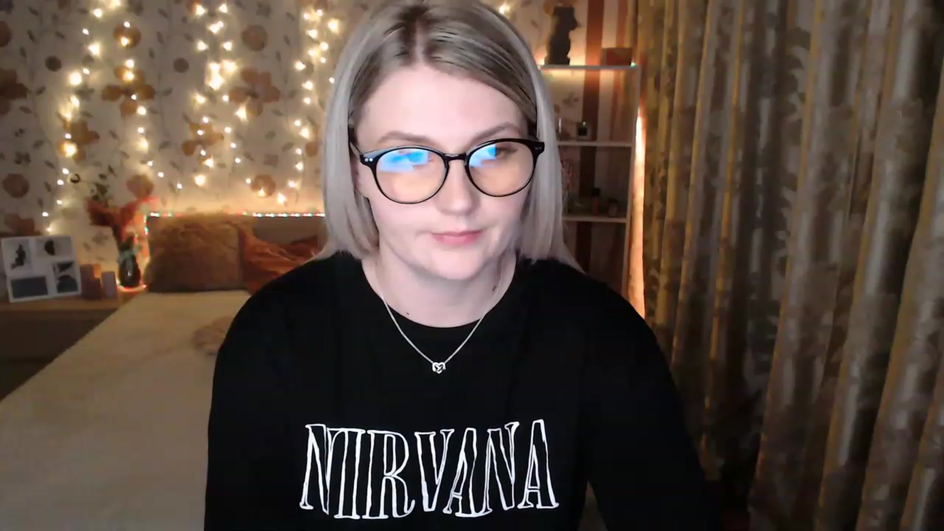 Gallery image thumbnail from Nice_Ass007's myfreecams stream on, 06/09/2023, 24:37 image 16 of 20