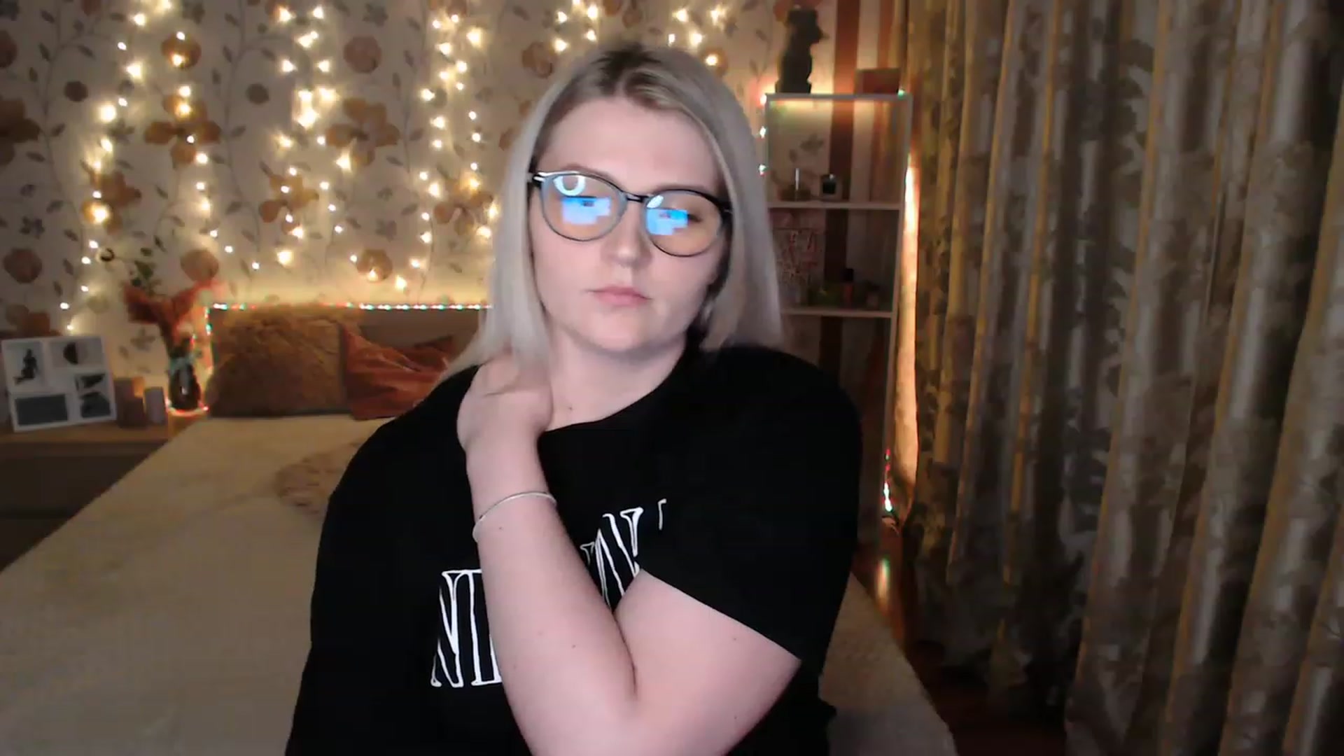 Gallery image thumbnail from Nice_Ass007's myfreecams stream on, 06/09/2023, 24:37 image 5 of 20